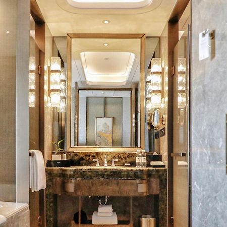 Wanda Vista Zhengzhou Hotell Exteriör bild