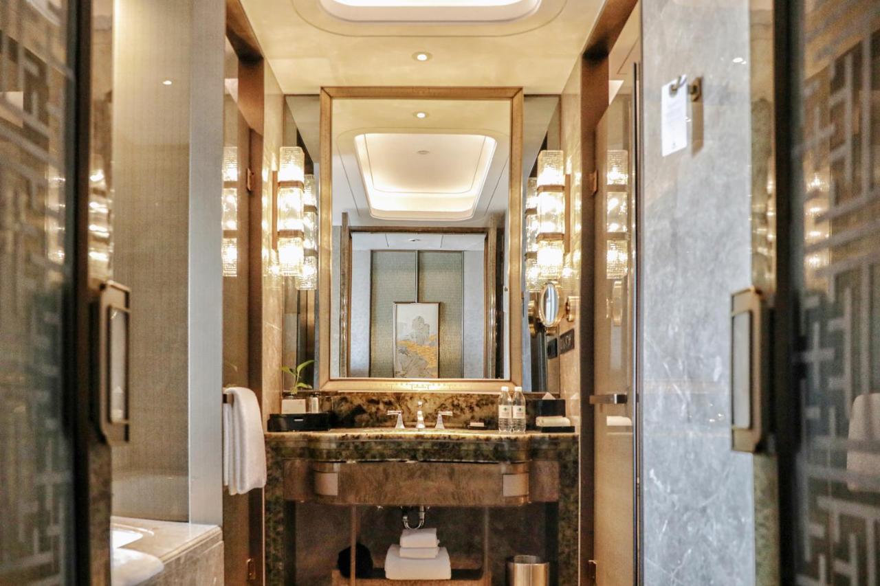 Wanda Vista Zhengzhou Hotell Exteriör bild