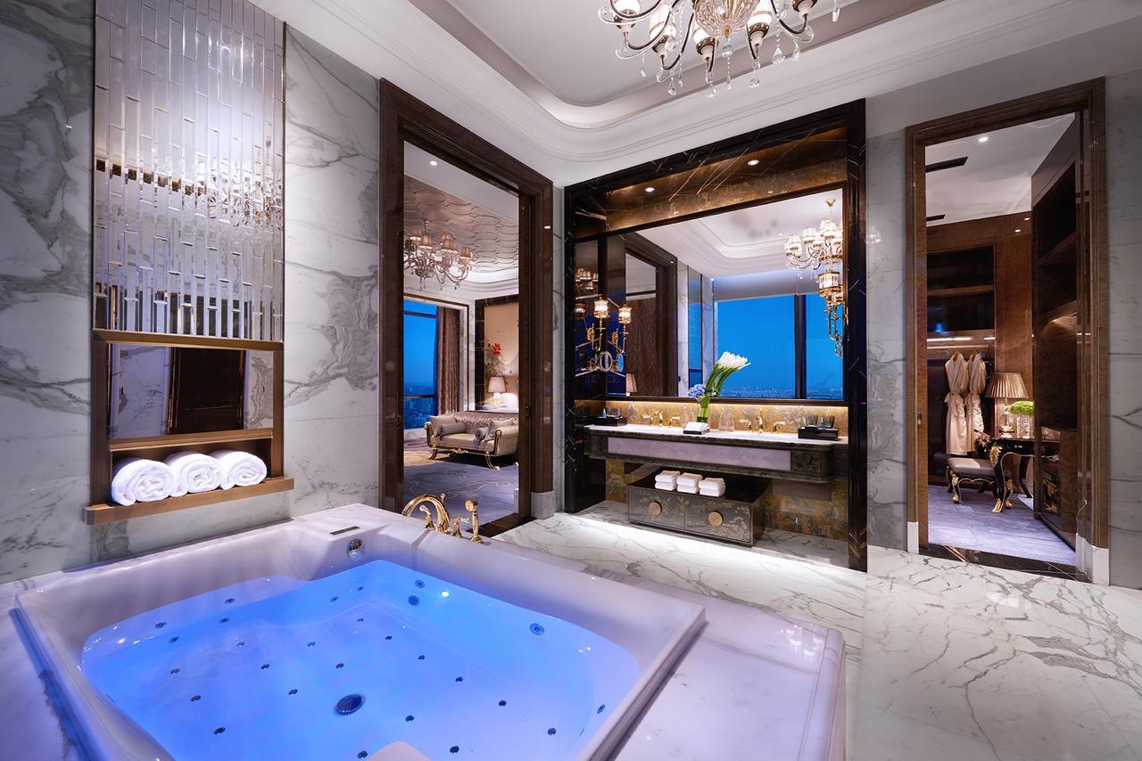 Wanda Vista Zhengzhou Hotell Exteriör bild